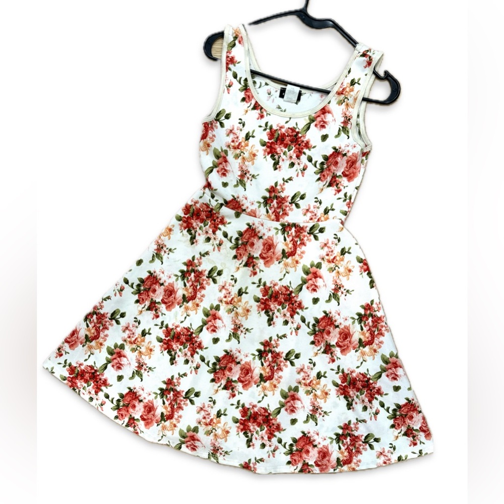 EVERY 1 : Short Floral Dress Small